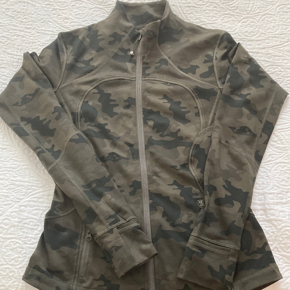 Lululemon full zip mock neck
